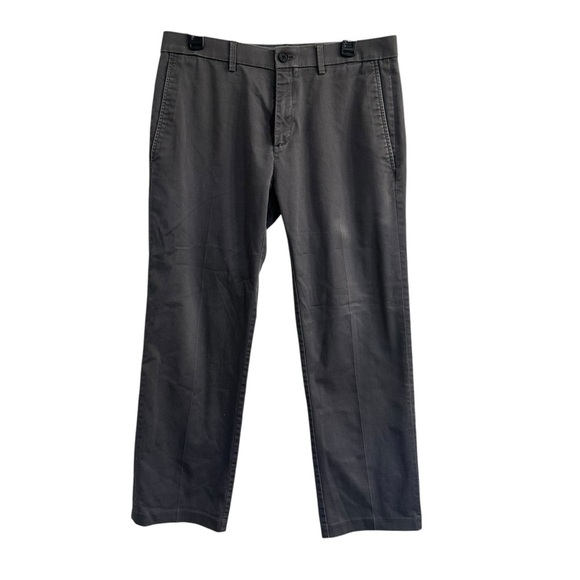 Haggar Iron Free Premium Straight Fit Gray Pants 33x30. - Picture 3 of 7